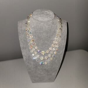 Vintage c1950s 18" 3-Strand Iridescent Graduated Bead Aurora Borealis Necklace